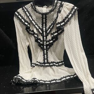 Women's White Long-Sleeve Lace-Trim Blouse